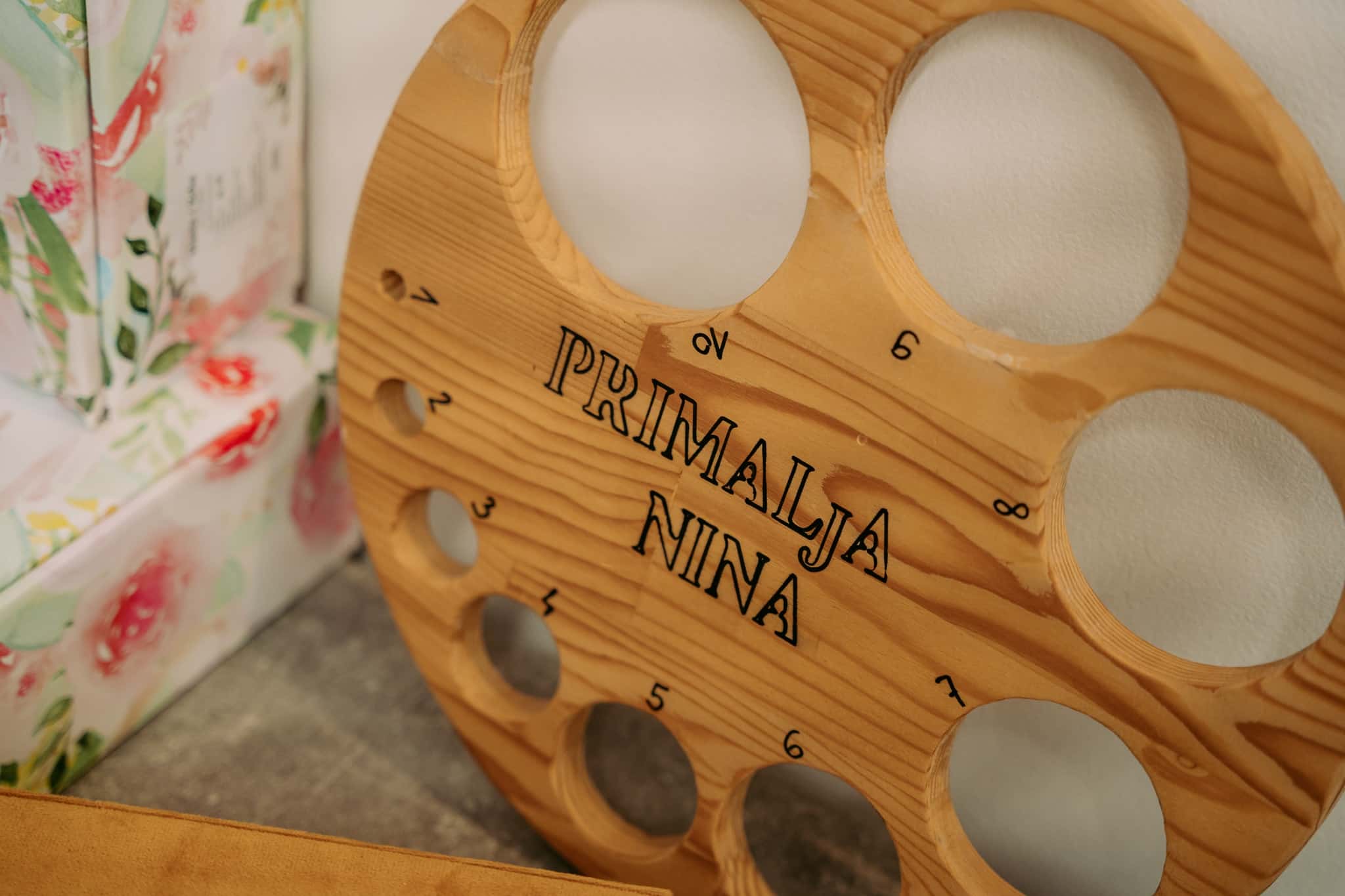 Slika pomagala na tečaju za porod